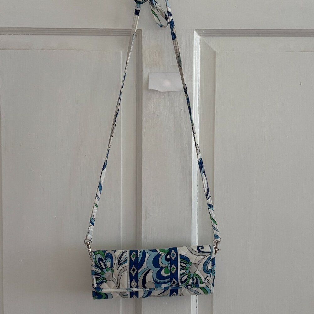 Vera Bradley Tri fold crossbody